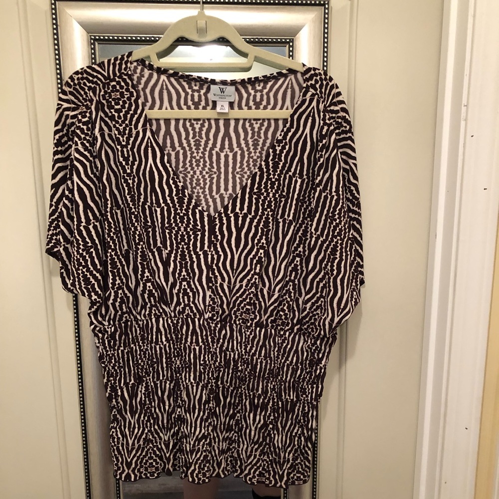 Worthington Women’s V Neck Short Sleeve Top NWOT